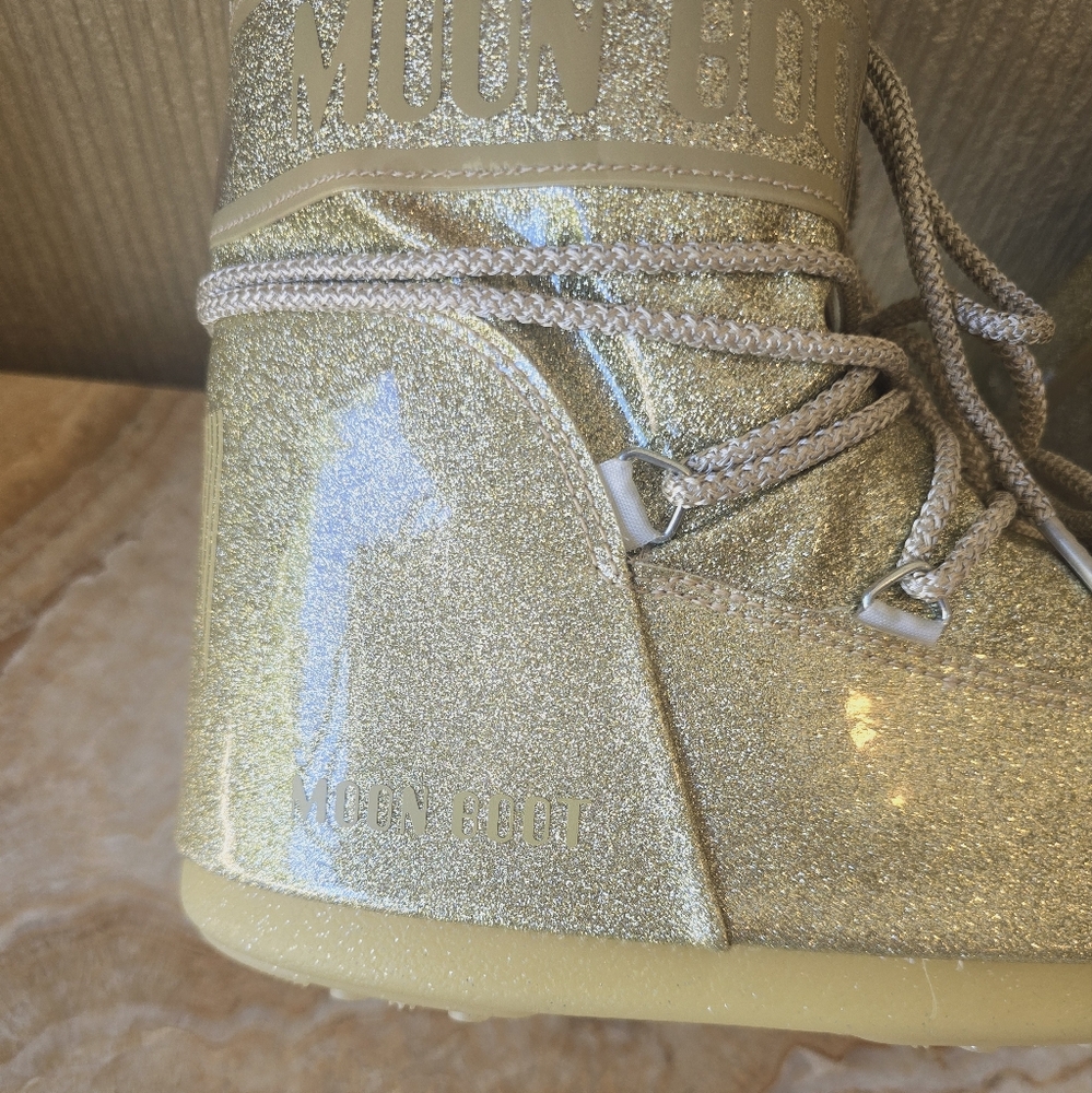 Moon Boot Low Icon Glitter Snow Boot Gold Moon Boots Glitter Gold Boots Short - Picture 11 of 17